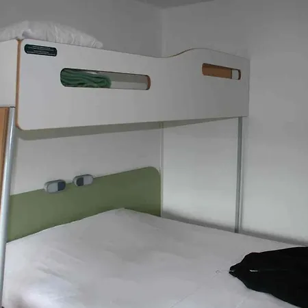 Ibis Budget Hotel 2*